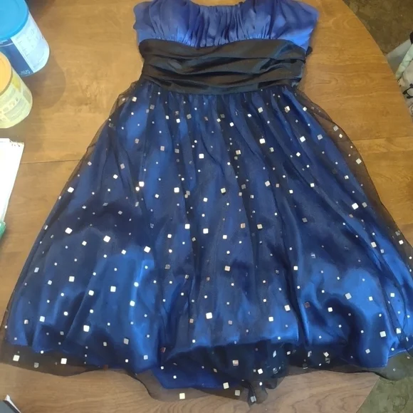 Blondie Nites by stacy sklar size 3 formal dress - Picture 5 of 9